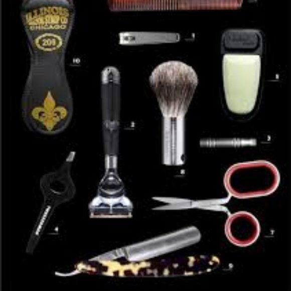 Vanity - Picture 3 of 3